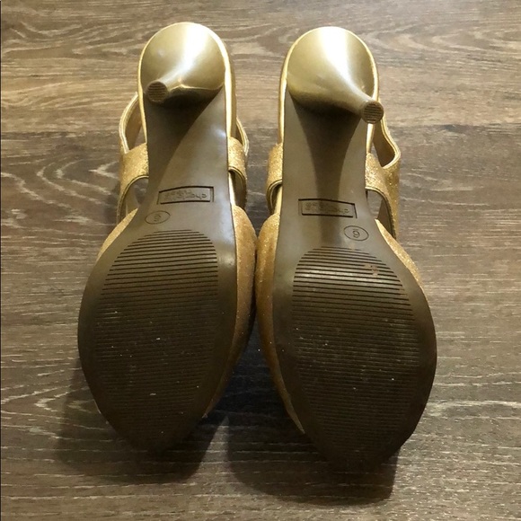 Size 6 Gold Glitter Peep Toe Slingbacks - Picture 3 of 5